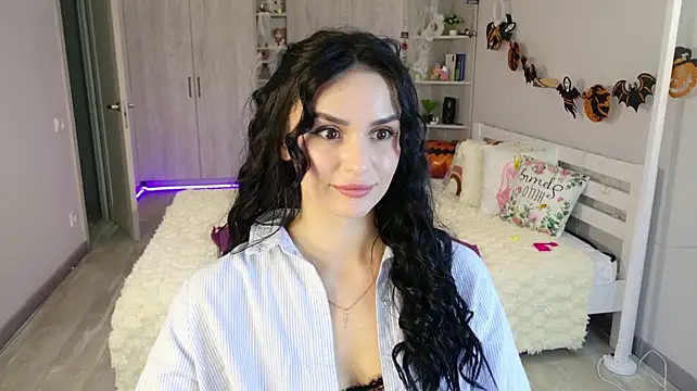 Онлайн чат XXX MilaaSweety