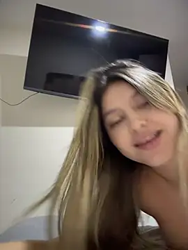 lunablossom_ Live XXX Chat