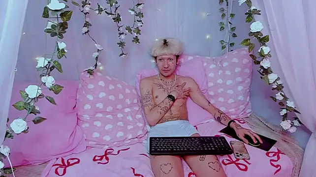 FinnEcho: απευθείας συνομιλία ΧΧΧ