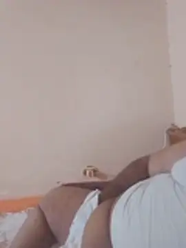 elpoop7305 Live XXX Chat