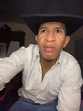 Felipe-ReyesF4 Live XXX-chat