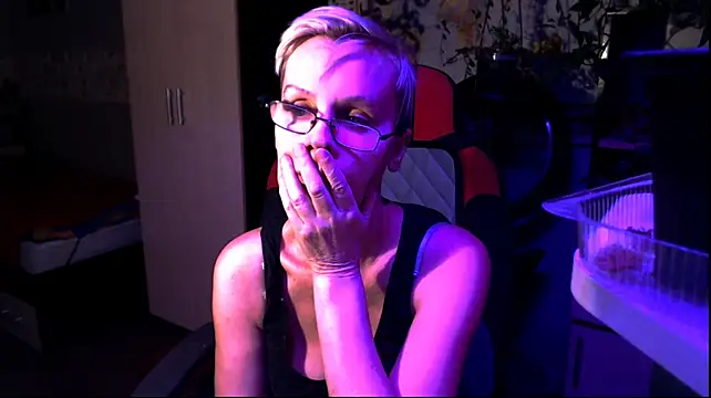 HelgaHimmell Live XXX Chat