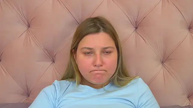 TinnaBurton Live XXX Chat