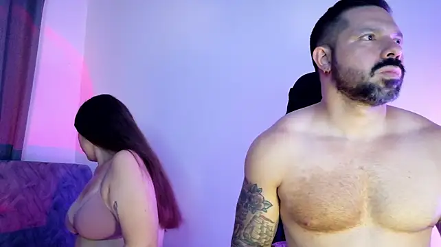 Chat +18 de FreeLoveCouple ao vivo