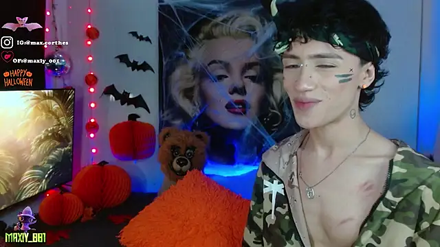 maxiy_001 live XXX chat