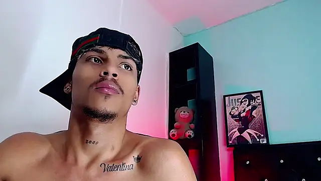 Angel_foxc13 Chat XXX in diretta