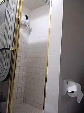 shyguy8569 webcam show