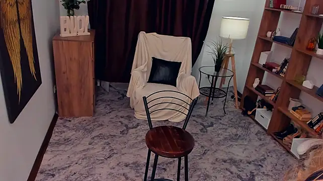 Chat +18 de AleneHayek ao vivo