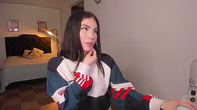 KittyVelve Live XXX-chat