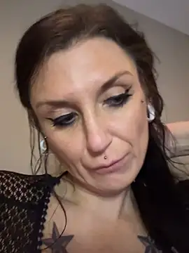 Plasticdollx Live XXX Chat