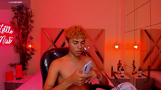 Anyelo_Twink 라이브 XXX 채팅