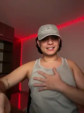Chat +18 de marcus_leonel ao vivo