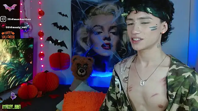 maxiy_001 Live XXX Chat
