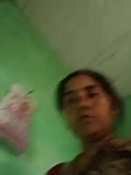 Rinee_iohtuh2 Live XXX Chat