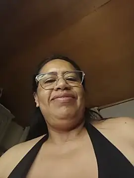 Emilif_ live XXX chat