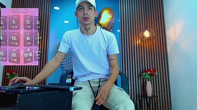 แชท XXX สดของ DarkHuntter