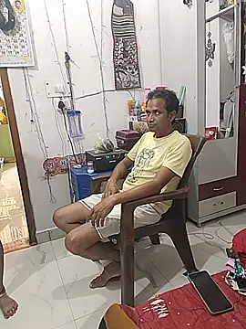 Priya_couple1: απευθείας συνομιλία ΧΧΧ