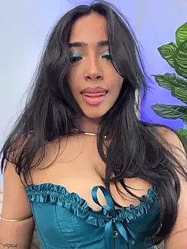 _Emily_Thompson_ Live XXX-Chat