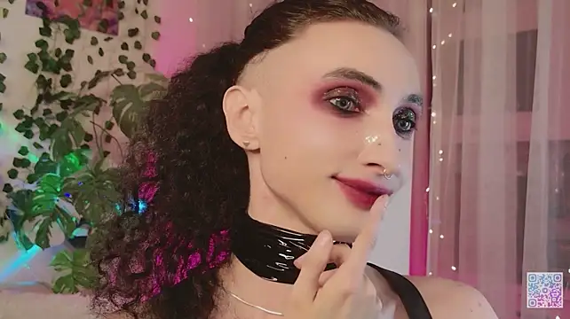 دردشة Queen_of_tease الجنسية المباشرة