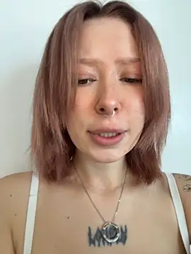 Chat +18 de MaryChanXO ao vivo