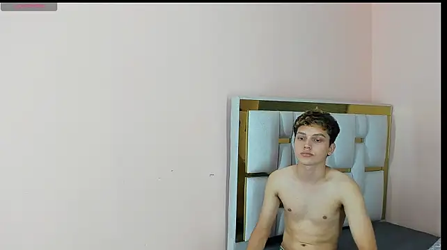 Twink_Andy 라이브 XXX 채팅