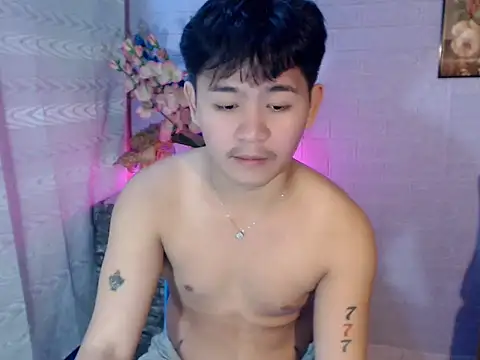 Seanxx Adlı Modelin Canlı XXX Sohbeti