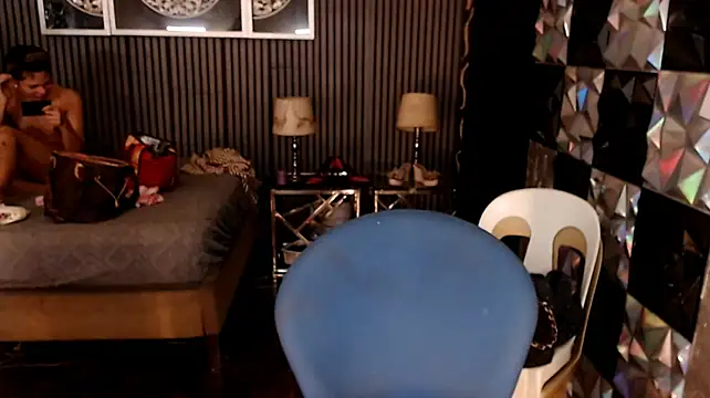PrettyHorseCockTrans Chat XXX live