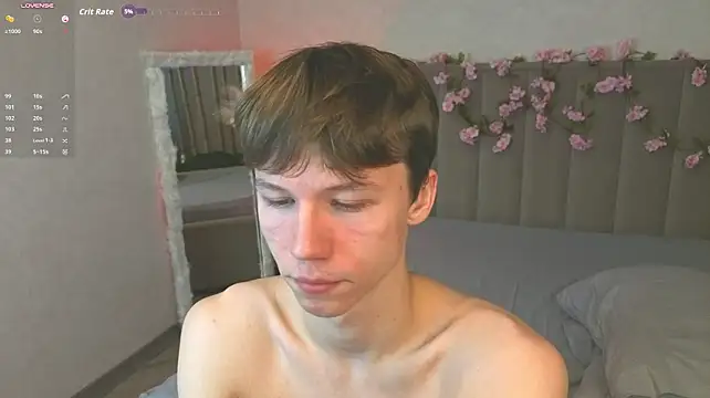צ'אט XXX בשידור חי של cuMte_boy