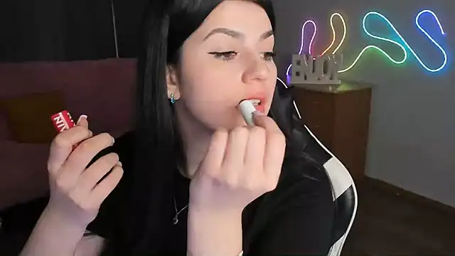 KisaModeln Live XXX chat