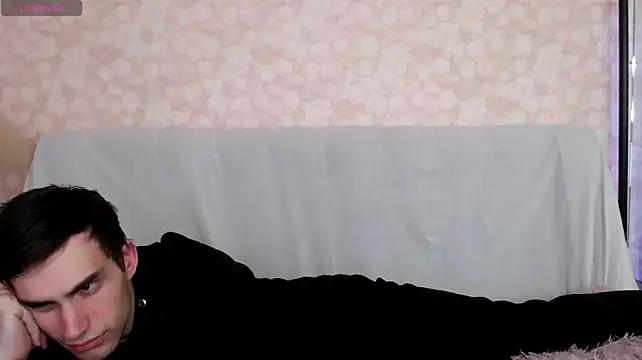 DeanWilde live XXX chat