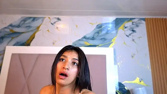 NaiaSanders live XXX chat