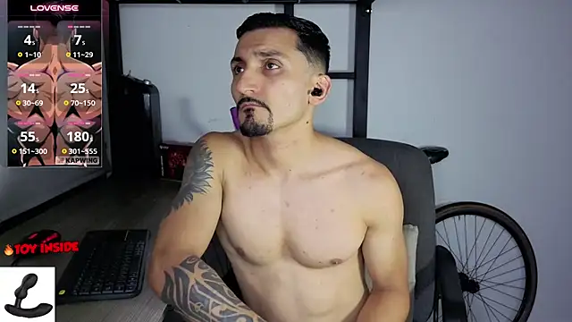 Chat XXX ao vivo de Marck_Muscle