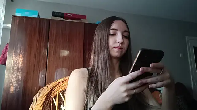 Chatroom XXX en direct de WynonaFarhat