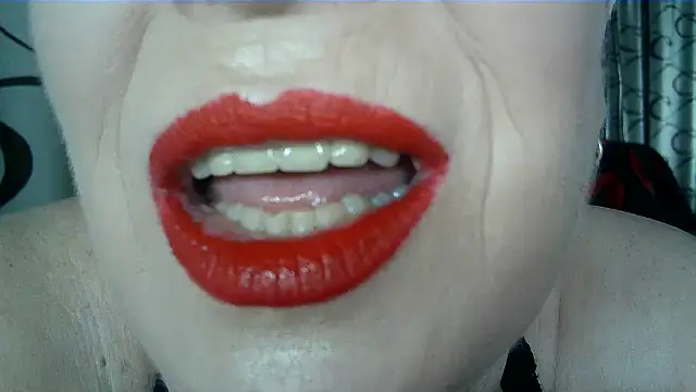 SWEET--Nika – Live XXX-chat