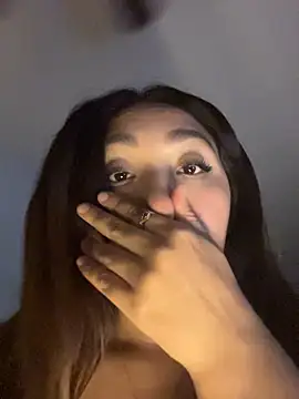 Meraryy's Live XXX Chat