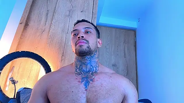 Stiven_collins' Live XXX Chat