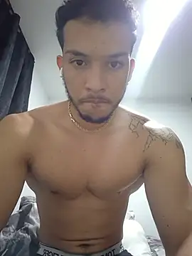 Dominick_Ma Pertunjukan Webcam