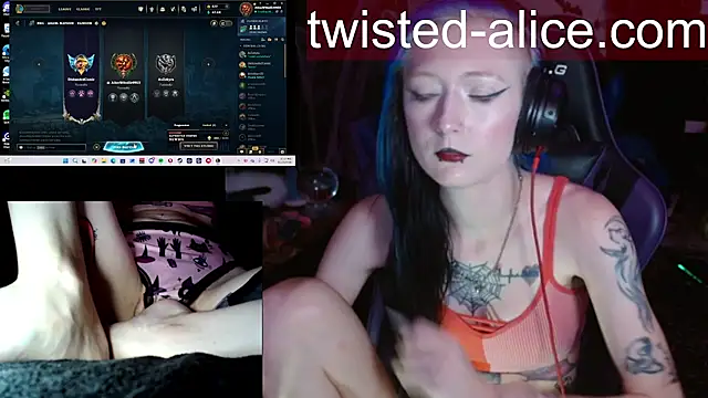 Twisted_Alice: онлайн-секс-чат