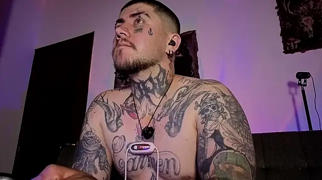 D3njig Chat XXX in diretta