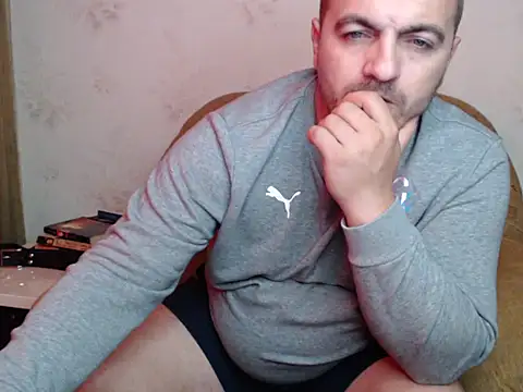 MasterTaylor Live XXX-chat