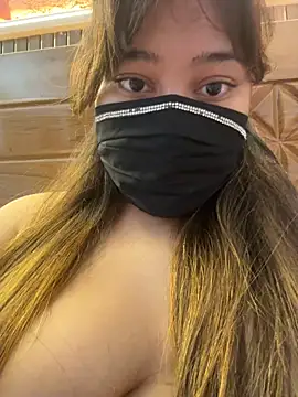 แชท XXX สดของ Myra_Exclusive