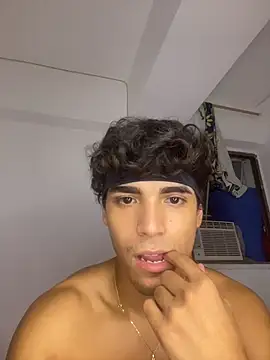 Smmd2003 live XXX chat