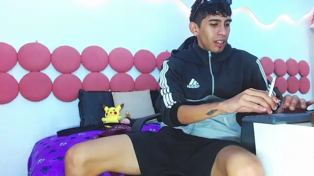 Drake_Jack Live XXX Chat
