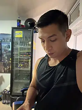 OliverWest04 라이브 XXX 채팅