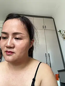 Amy1688 即時 XXX 聊天