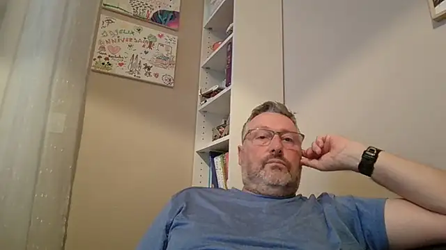 doudou310 Chat XXX live