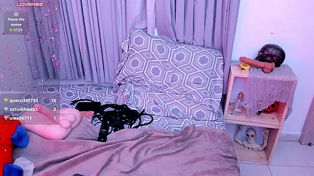 Velvet_Roseee Chat XXX in diretta