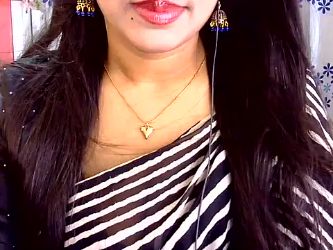 دردشة Noor_Zarin27 الجنسية المباشرة