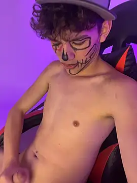 Онлайн чат XXX xtanner