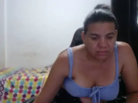 Adriana_0312 live XXX chat